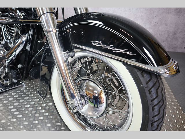 harley-davidson - softail-deluxe-flstn