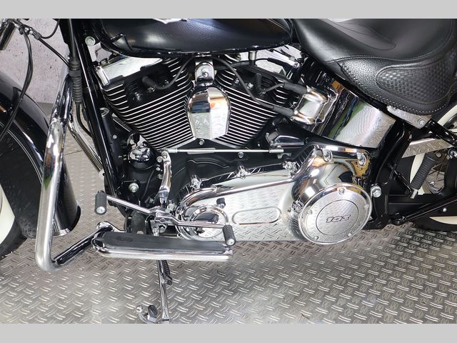 harley-davidson - softail-deluxe-flstn
