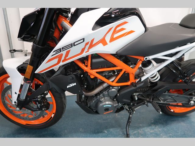 ktm - 390-duke-abs