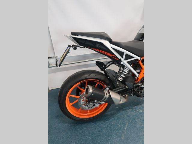 ktm - 390-duke-abs