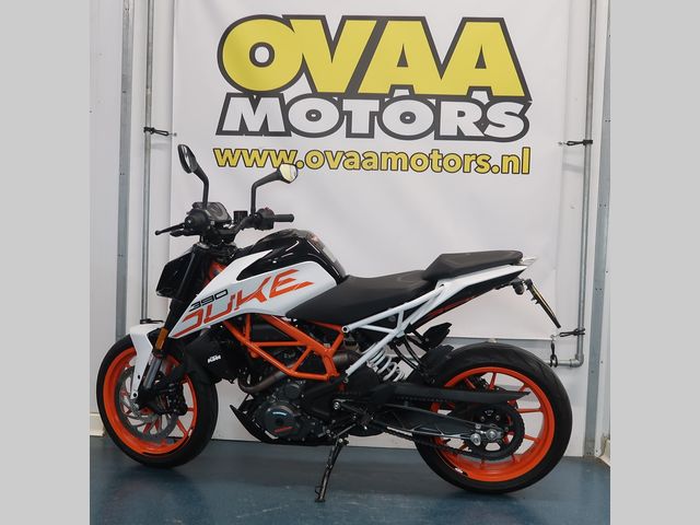 ktm - 390-duke-abs