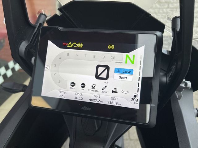 ktm - 1290-super-adventure-s