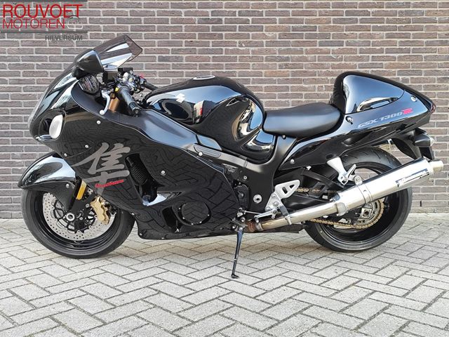 suzuki - gsx-r-1300-hayabusa