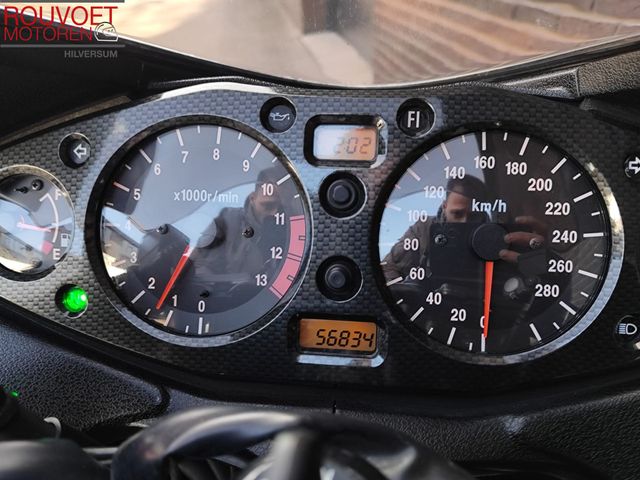 suzuki - gsx-r-1300-hayabusa