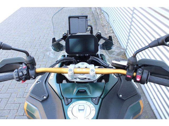 bmw - r-1300-gs-adventure