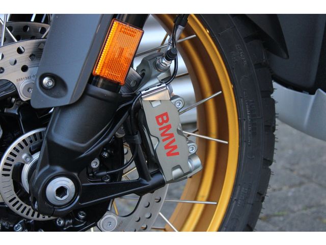 bmw - r-1300-gs-adventure