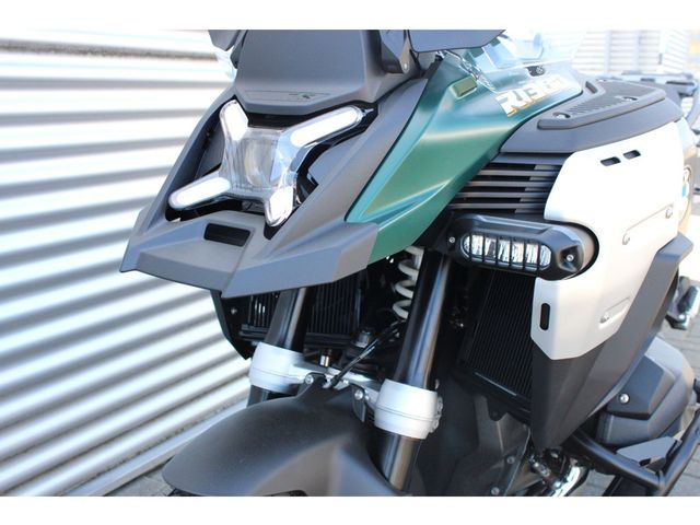 bmw - r-1300-gs-adventure