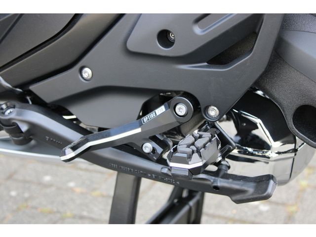 bmw - r-1300-gs-adventure