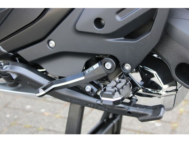 bmw - r-1300-gs-adventure