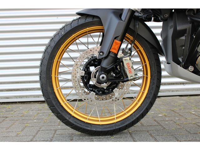 bmw - r-1300-gs-adventure