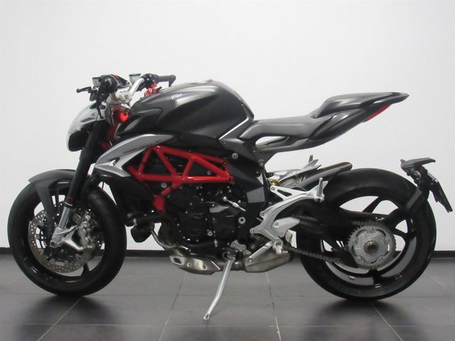 mv-agusta - brutale-800