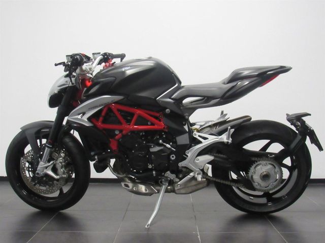 mv-agusta - brutale-800
