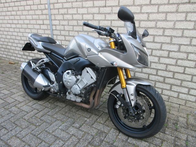 yamaha - fz-1