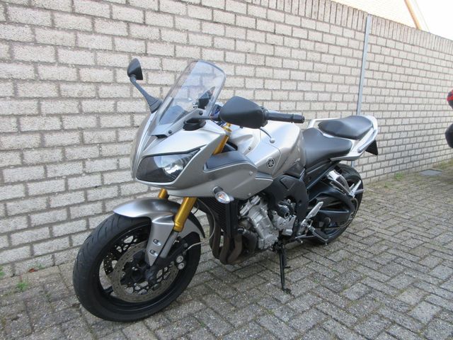 yamaha - fz-1