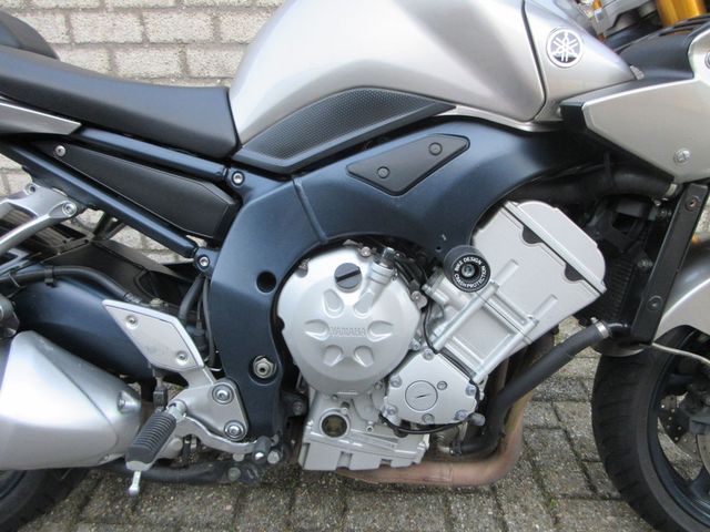 yamaha - fz-1