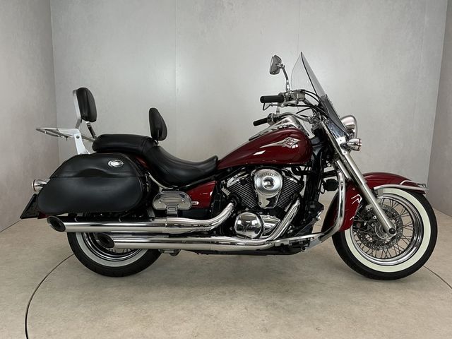 kawasaki - vn-900-light-tourer