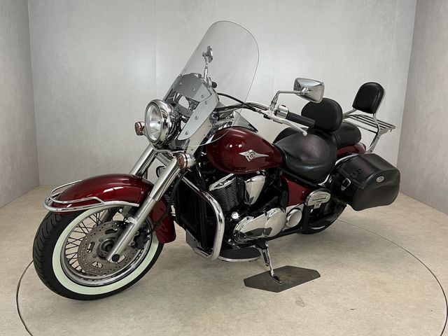 kawasaki - vn-900-light-tourer