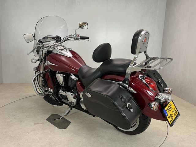 kawasaki - vn-900-light-tourer