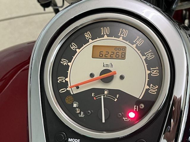 kawasaki - vn-900-light-tourer