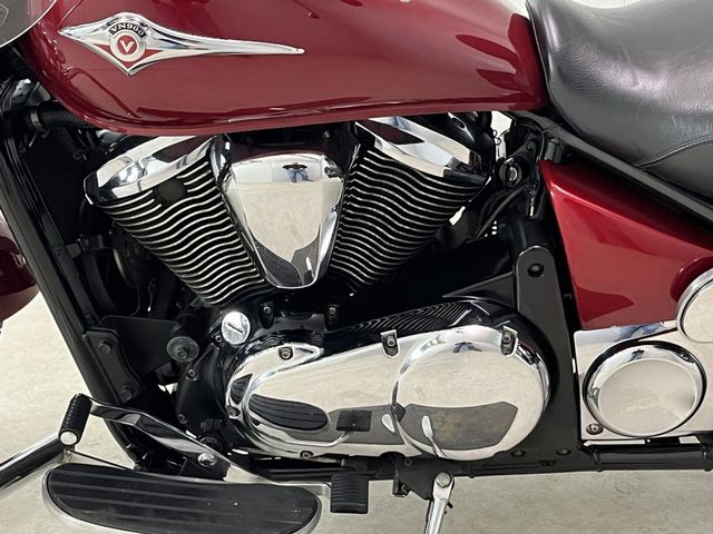 kawasaki - vn-900-light-tourer