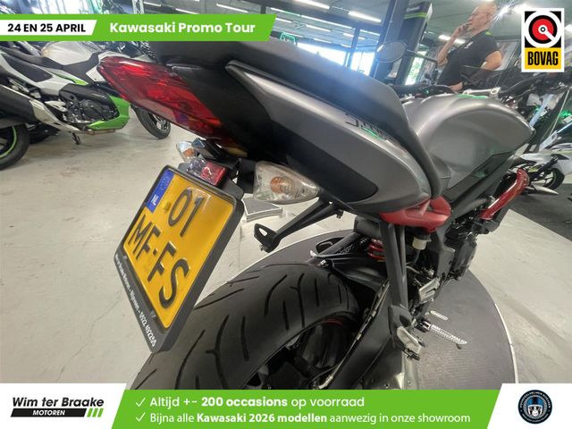 triumph - street-triple-675