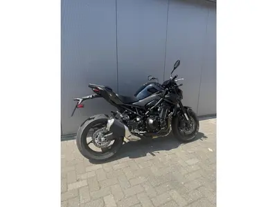 KAWASAKI Z900 – foto 2