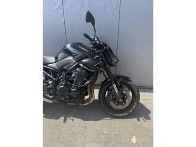 KAWASAKI Z900 – foto 4