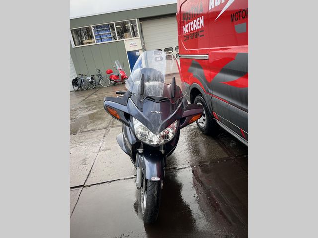 honda - st-1300-pan-european-abs