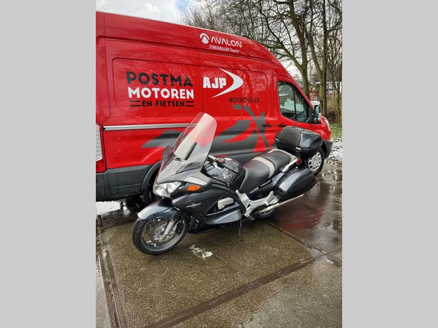 honda - st-1300-pan-european-abs