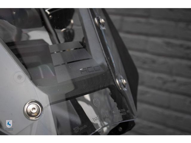 bmw - r-1300-gs-triple-black