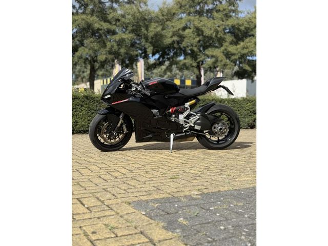 ducati - panigale-v2