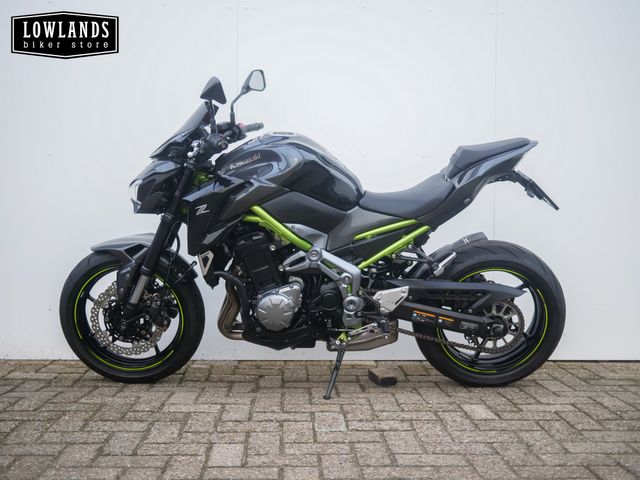 kawasaki - z900