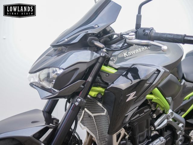 kawasaki - z900