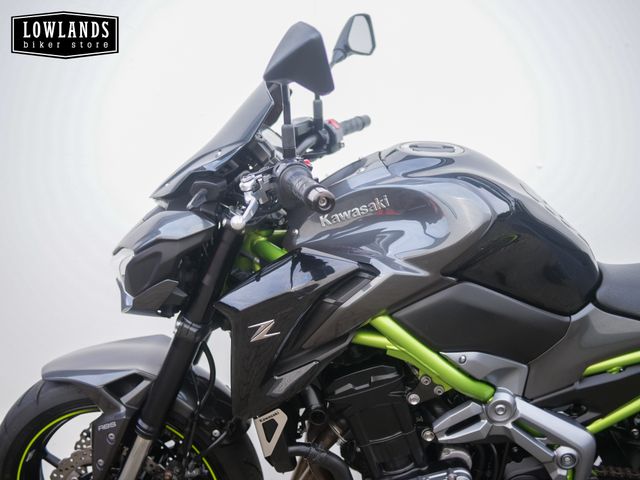 kawasaki - z900