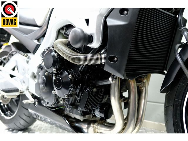 suzuki - gsr-600