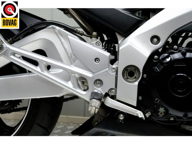suzuki - gsr-600