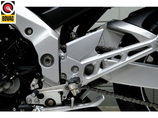 suzuki - gsr-600