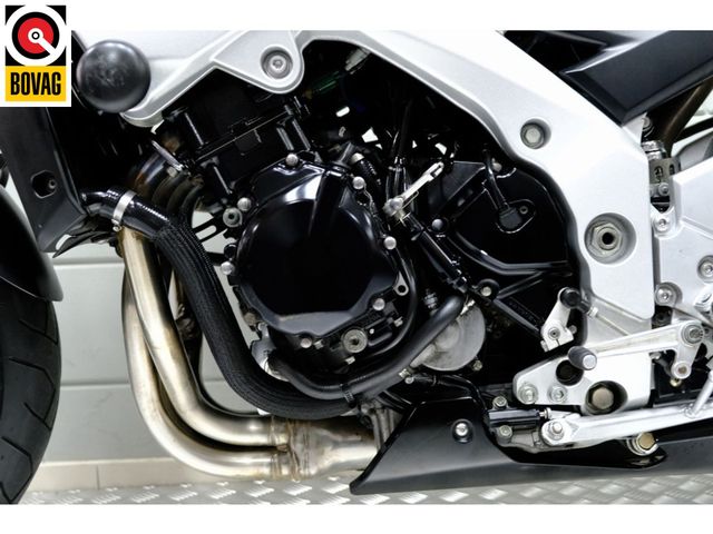 suzuki - gsr-600
