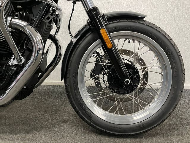moto-guzzi - v-7-iii-special