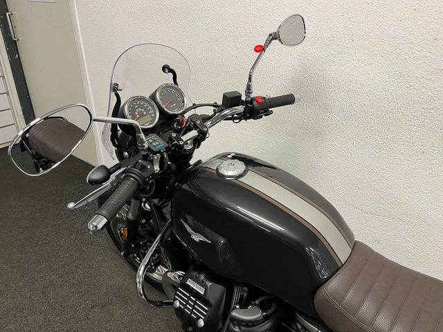 moto-guzzi - v-7-iii-special