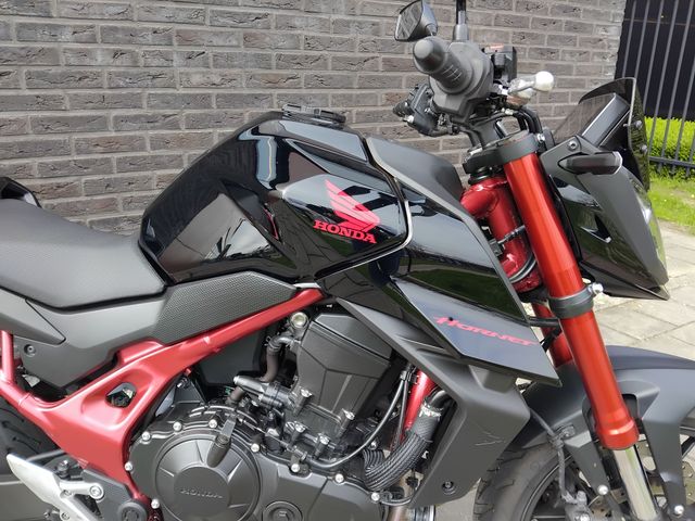 honda - cb-750-hornet