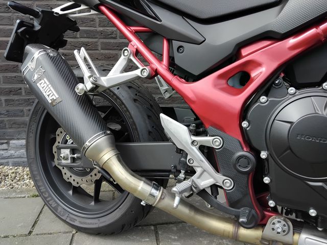 honda - cb-750-hornet