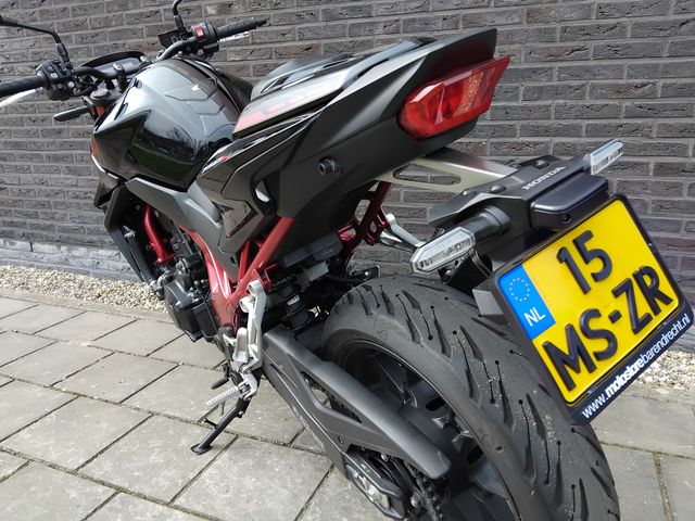 honda - cb-750-hornet