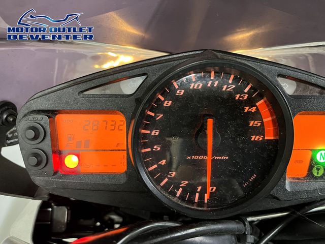 suzuki - gsr-600