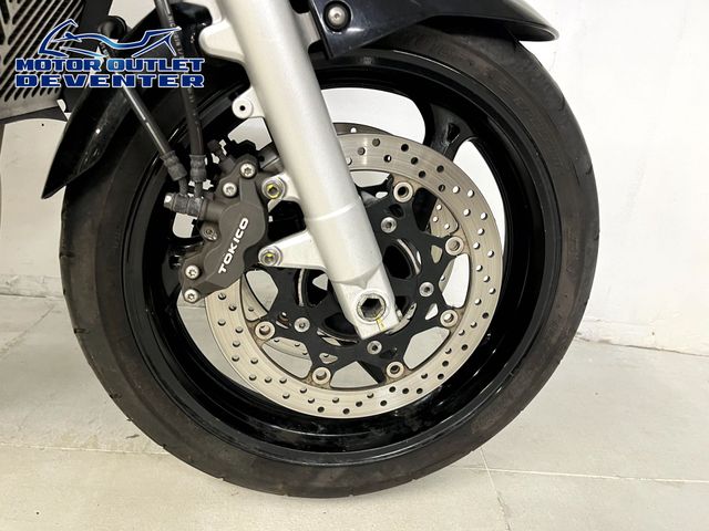 suzuki - gsr-600