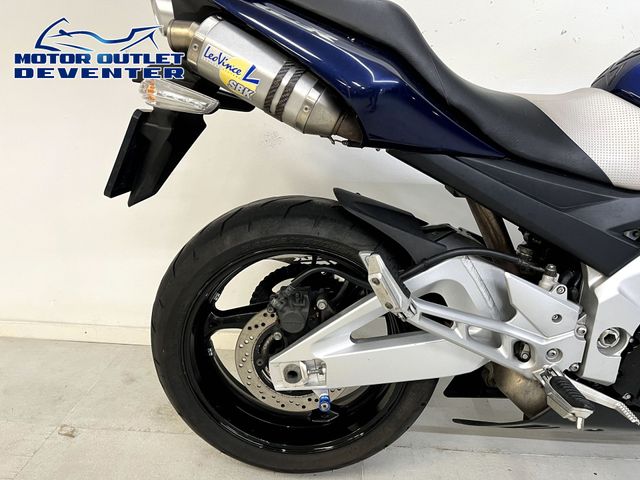 suzuki - gsr-600