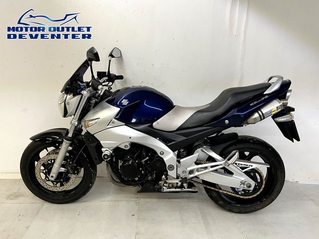 suzuki - gsr-600