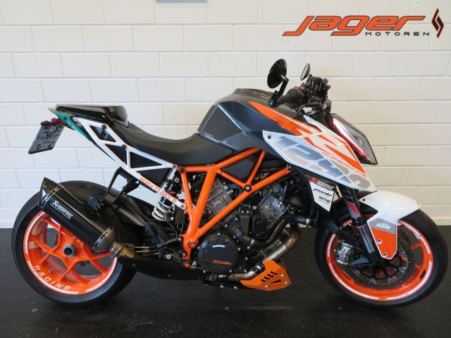 ktm - 1290-super-duke-r