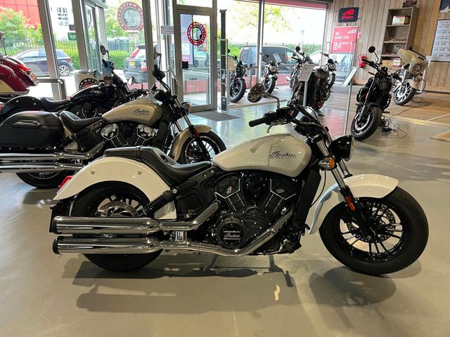 indian - scout-bobber-sixty