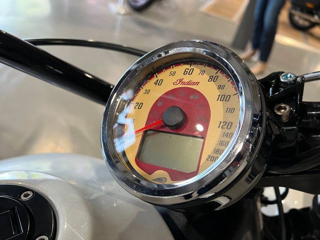 indian - scout-bobber-sixty